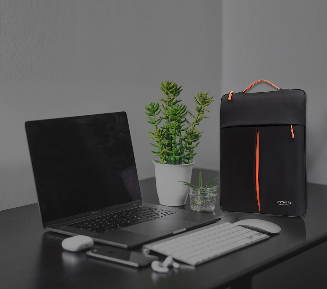 1758998005_974192982_PAWA20ESTHETE20LAPTOP20SLEEVE2013INCH202-2.webp PAWA ESTHETE LAPTOP SLEEVE 13INCH - Image 1